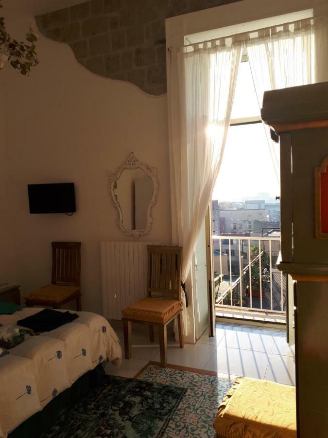 Miracoletti38 Hotel Napels Buitenkant foto