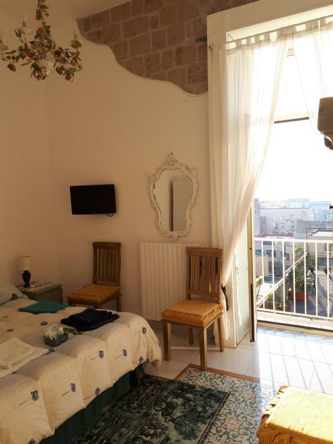 Miracoletti38 Hotel Napels Buitenkant foto